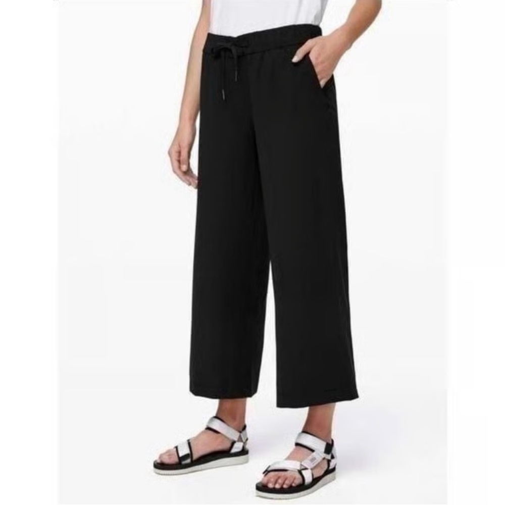 Lululemon Athletica Black Wide-Leg Pants